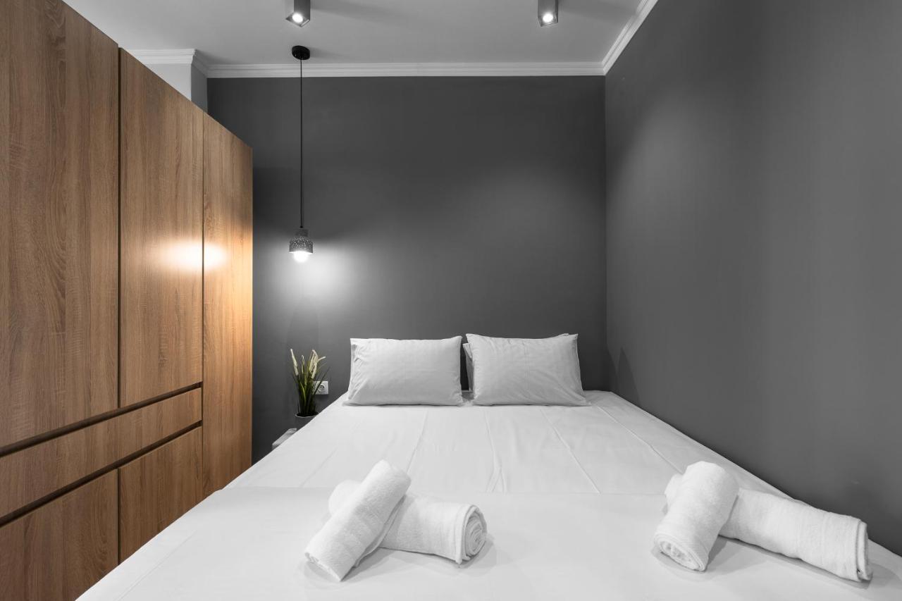 Westay Apartments, The Luxury Suites เทสซาโลนิกิ ภายนอก รูปภาพ